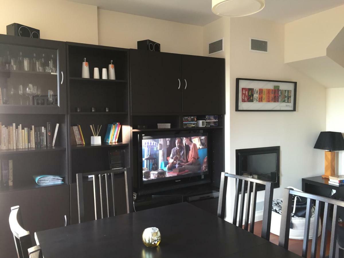 Duplex 3 Dormitorios Sabiñánigo エクステリア 写真